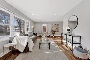 2011 Cleveland St, Evanston, IL 60202 - Photo 8