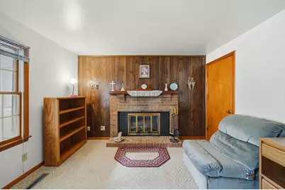 102 E Winfield Street, Morrison, IL 61270 - Photo 10