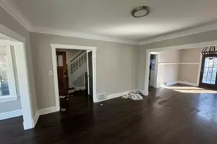 908 Clinton Ave, Oak Park, IL 60304 - Photo 4