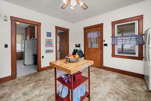 225 E Wells St, Geneseo, IL 61254 - Photo 10