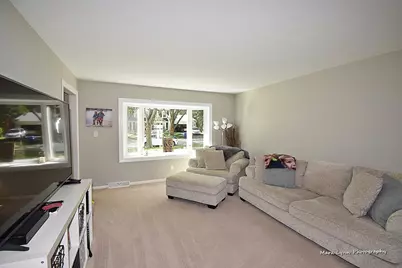 9 S Northampton Drive, Geneva, IL 60134 - Photo 6