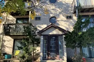 1832 N Goodwin Dr, Palatine, IL 60074 - Photo 1