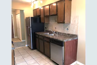 1331 S Finley Road #208, Lombard, IL 60148 - Photo 6