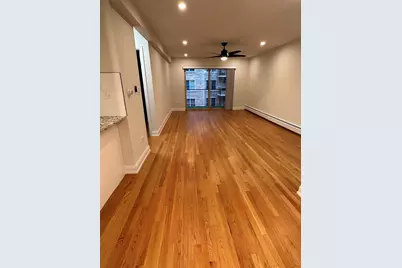 1 N Chestnut Avenue #4G, Arlington Heights, IL 60005 - Photo 8