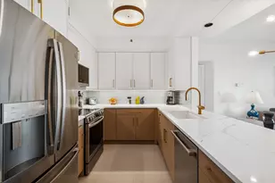 130 N Garland Ct, Chicago, IL 60602 - Photo 6