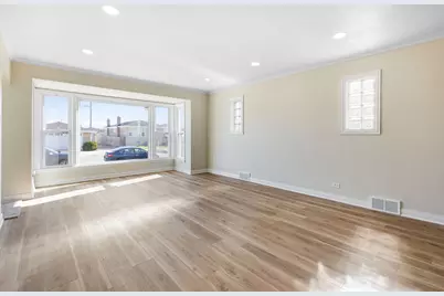 8208 S Sacramento Avenue, Chicago, IL 60652 - Photo 6