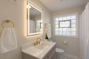 8208 S Sacramento Ave, Chicago, IL 60652 - Photo 10