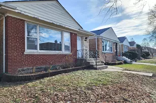 6327 N Kedzie Ave, Chicago, IL 60659 - Photo 1