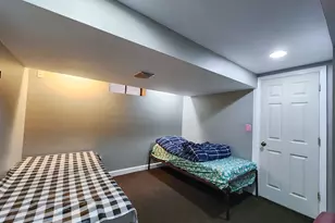 6327 N Kedzie Ave, Chicago, IL 60659 - Photo 24