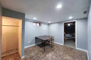 6327 N Kedzie Ave, Chicago, IL 60659 - Photo 26