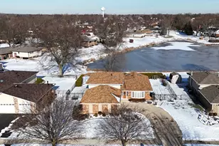 8352 138th Pl, Orland Park, IL 60462 - Photo 2