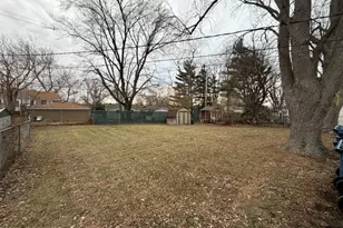 212 Durham Dr, Steger, IL 60475 - Photo 12