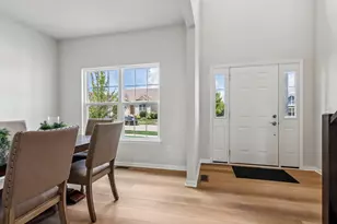 607 Virginia St, Elburn, IL 60119 - Photo 10