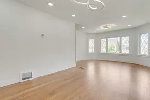 5853 W Newport Ave, Chicago, IL 60634 - Photo 4