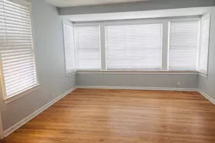 9044 S Merrill Ave, Chicago, IL 60617 - Photo 22