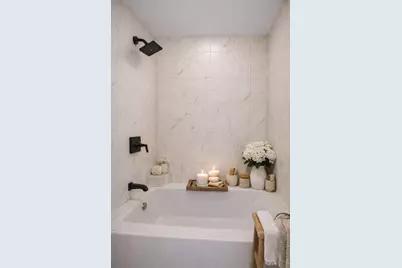 9044 S Merrill Avenue, Chicago, IL 60617 - Photo 8