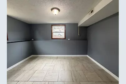 1000 Adams Court, Carpentersville, IL 60110 - Photo 26