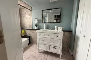 1000 Adams Ct, Carpentersville, IL 60110 - Photo 28