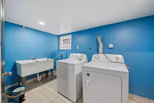 4827 W Crystal St, Chicago, IL 60651 - Photo 26