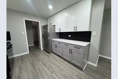 5651 W 97th Street, Oak Lawn, IL 60453 - Photo 4