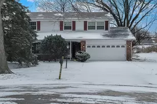 [Address not provided], Naperville, IL 60540 - Photo 2