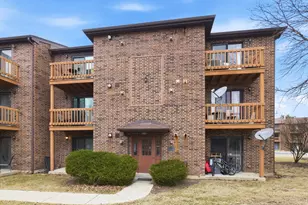 2238 Abbeywood Dr, Lisle, IL 60532 - Photo 1