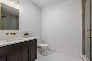 5615 Airdrie Ct, Hoffman Estates, IL 60192 - Photo 14