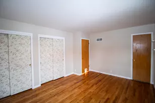 100 Warren Pl, Dekalb, IL 60115 - Photo 12