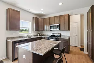 329 N Aspen Dr, Cortland, IL 60112 - Photo 22