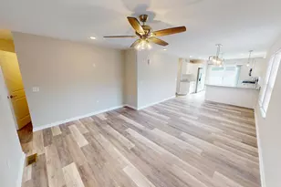 513 St George St, Ottawa, IL 61350 - Photo 4