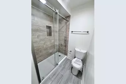 611 W 25th Place, Chicago, IL 60616 - Photo 8