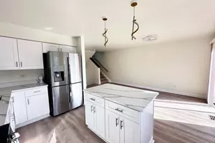 611 W 25th Pl, Chicago, IL 60616 - Photo 4