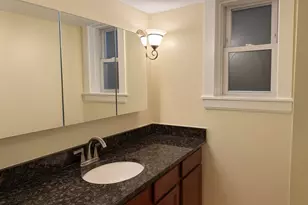 207 W Quincy St, Riverside, IL 60546 - Photo 12