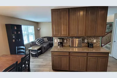 1422 Carlisle Lane, Hampshire, IL 60140 - Photo 10