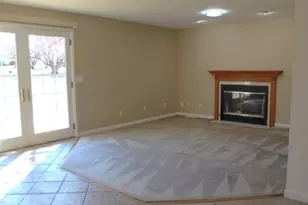 112 Sequoyah Ct SW, Poplar Grove, IL 61065 - Photo 4