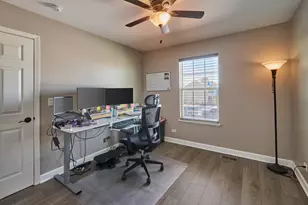 2732 Woodworth Ave, Woodstock, IL 60098 - Photo 22