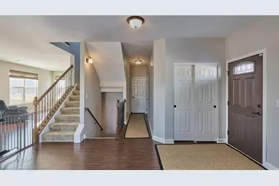 2732 Woodworth Avenue, Woodstock, IL 60098 - Photo 10