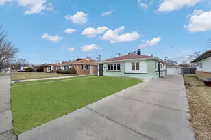 1263 Mackinaw Ave, Calumet City, IL 60409 - Photo 2