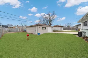 1263 Mackinaw Ave, Calumet City, IL 60409 - Photo 4