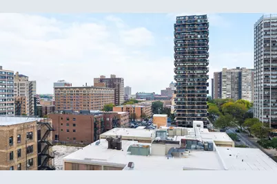 6118 N Sheridan Road #1003, Chicago, IL 60660 - Photo 2