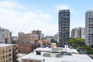 6118 N Sheridan Rd, Chicago, IL 60660 - Photo 2