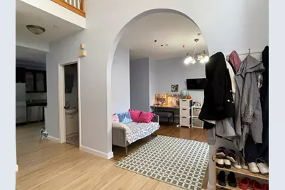 200 W Thacker Street, Hoffman Estates, IL 60169 - Photo 6