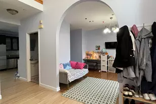 200 W Thacker St, Hoffman Estates, IL 60169 - Photo 6