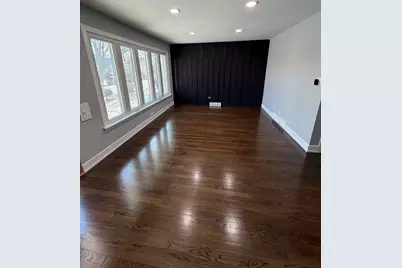 5200 S Lotus Avenue, Chicago, IL 60638 - Photo 2