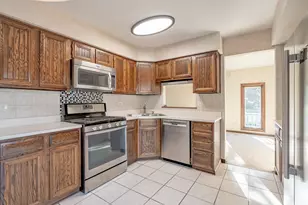 339 S Dorchester Ave, Glenwood, IL 60425 - Photo 10