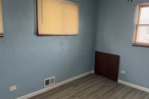 4056 W 89th Pl, Hometown, IL 60456 - Photo 12