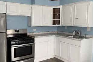 4056 W 89th Pl, Hometown, IL 60456 - Photo 4