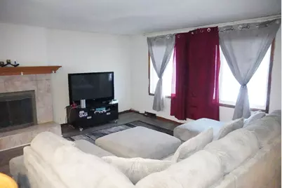 215 Hawthorne Circle, Joliet, IL 60433 - Photo 4