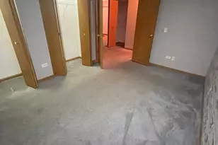 2424 Wilton Ln, Aurora, IL 60502 - Photo 8