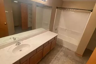 2424 Wilton Ln, Aurora, IL 60502 - Photo 12